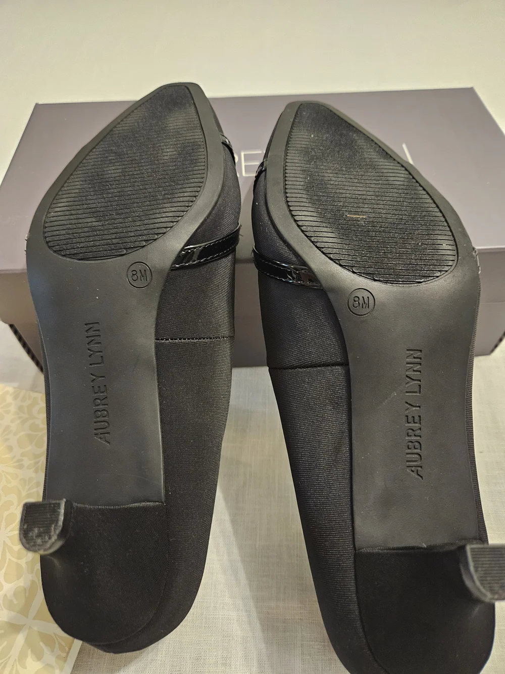 Black Pointed-Toe Mid Kitten Heel Pumps with Patent Trim